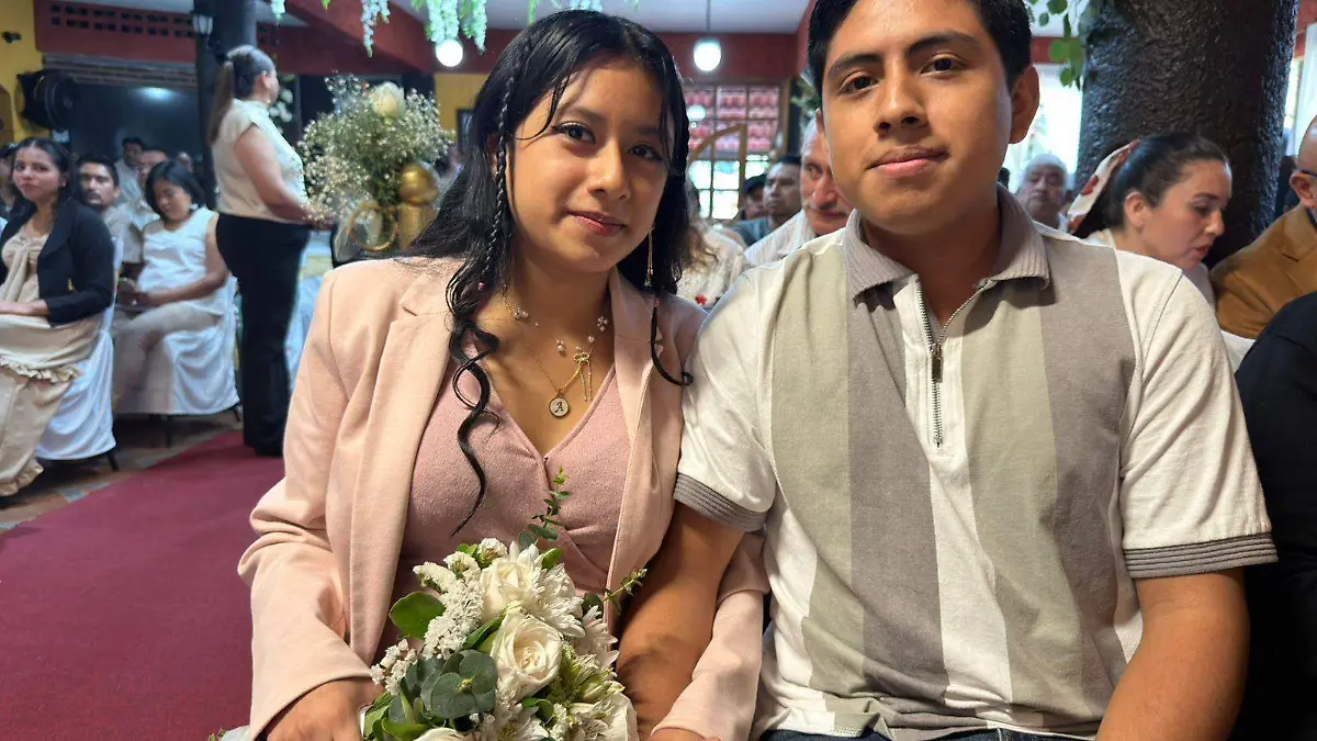 Pareja mas jovenes en bodas colectivas de Fortín 
Axel Batista Ramírez y Nahomi Saraí Velázquez