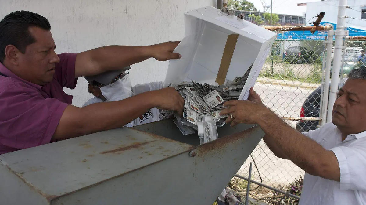 405454_Tabasco Destruccion IFES_web