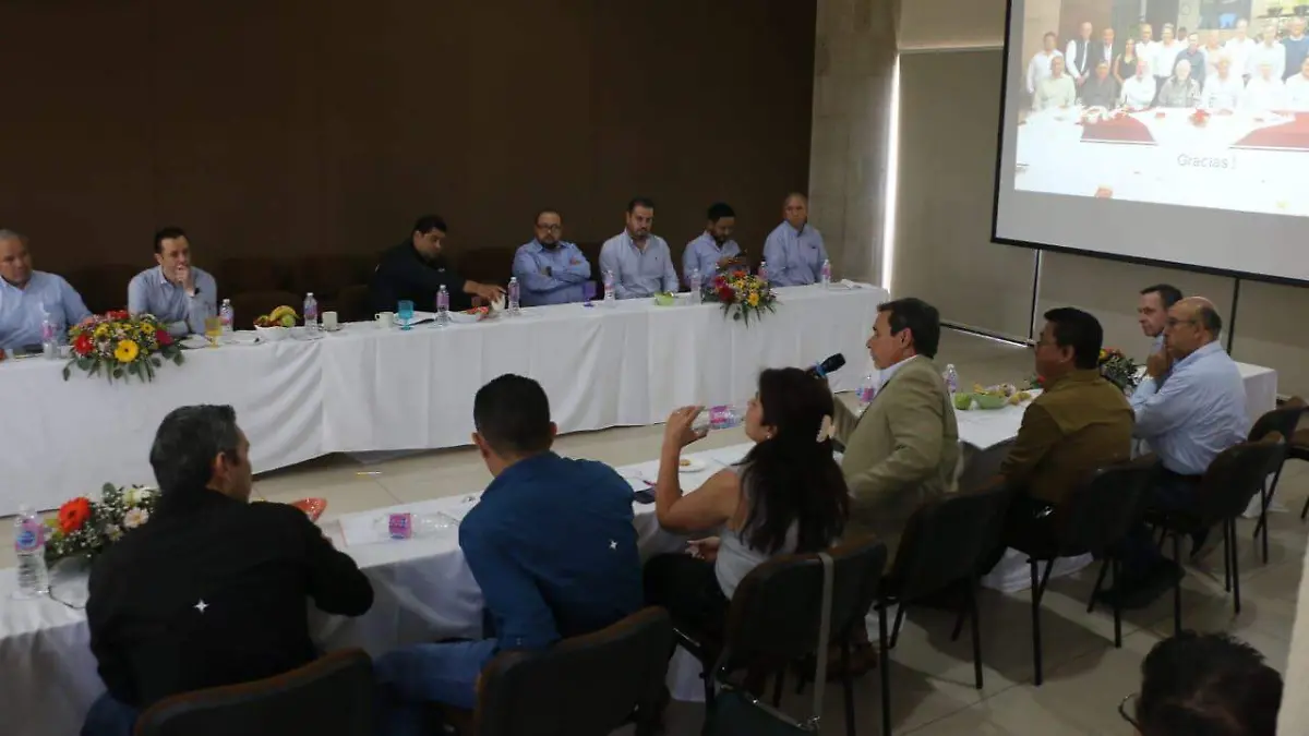 Nueva directiva de Asociación de Avicultores 