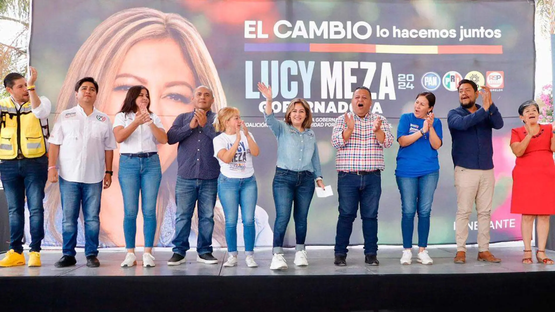 mitin-campaña-lucy-meza-1