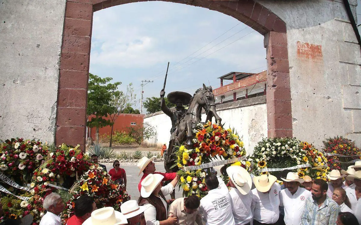 ofrenda-zapata-aniversario-luctuoso