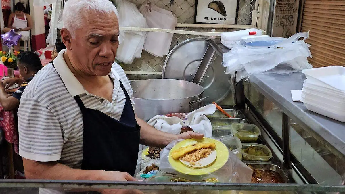 gustavo-juarez-taquero-mercado-viejo-cuautla-1