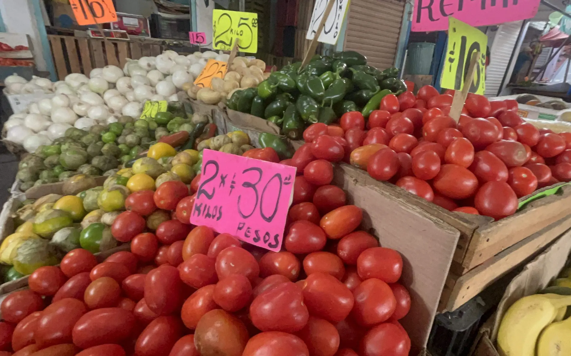 venta-de-jitomate-cuautla-mercado