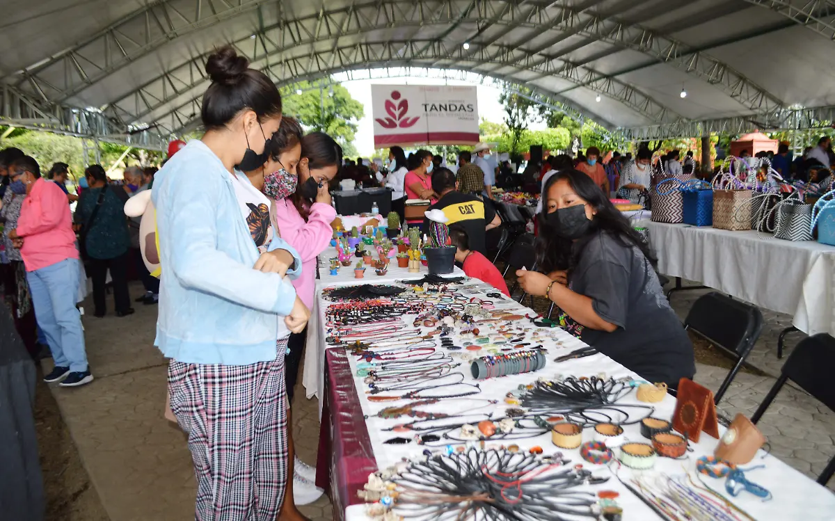 expo-tren-escenico