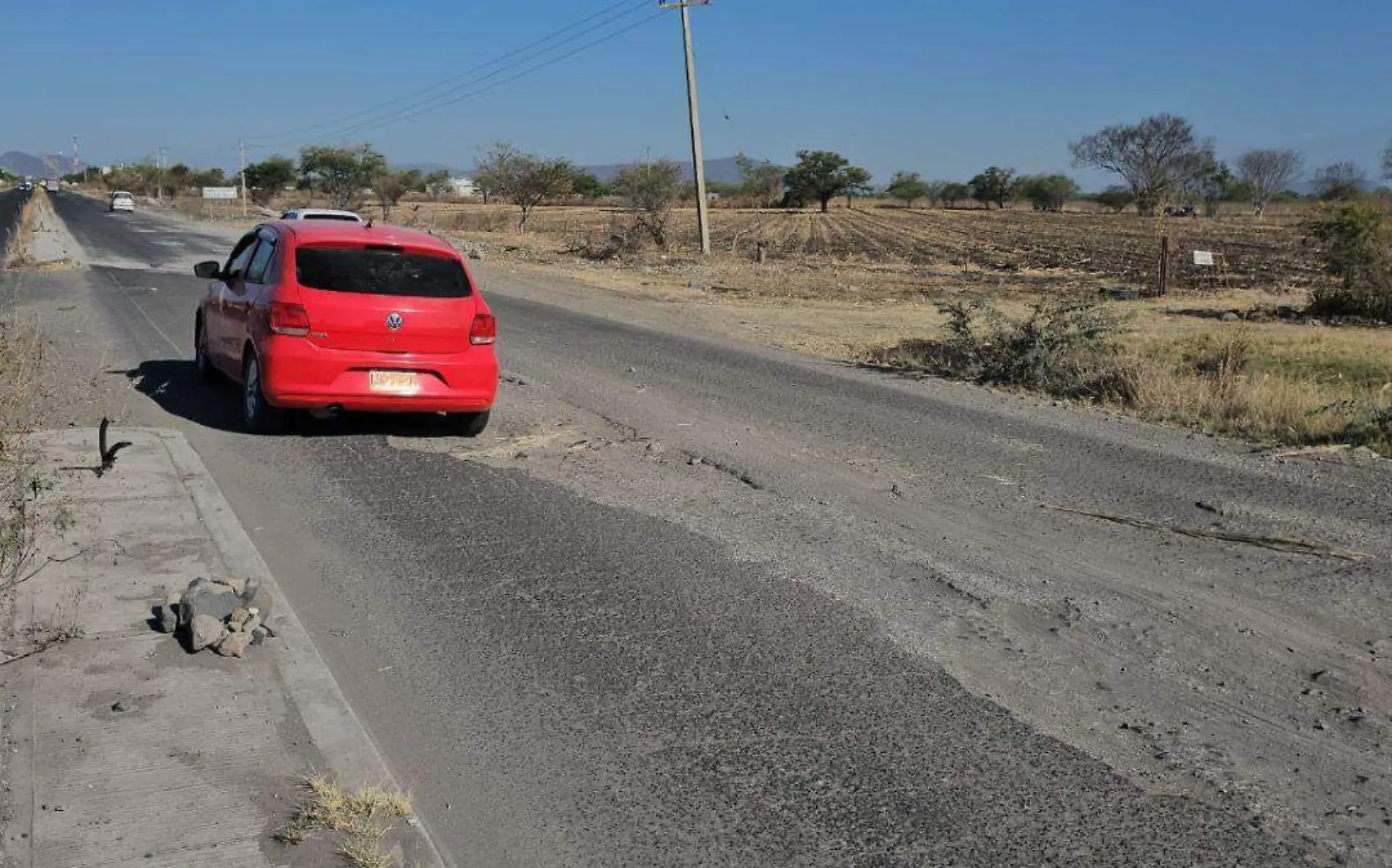 carreteras-zona-oriente-emmanuel.jpg