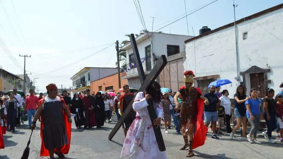 viacrucis-ayala-gude