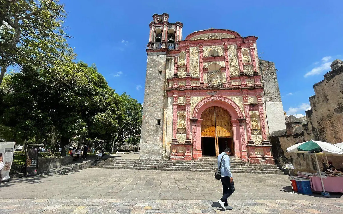 iglesia-falsos-sacerdotes