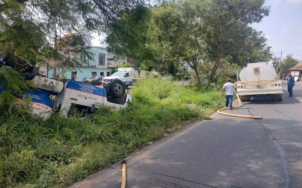 volcadura-libramiento-yautepec