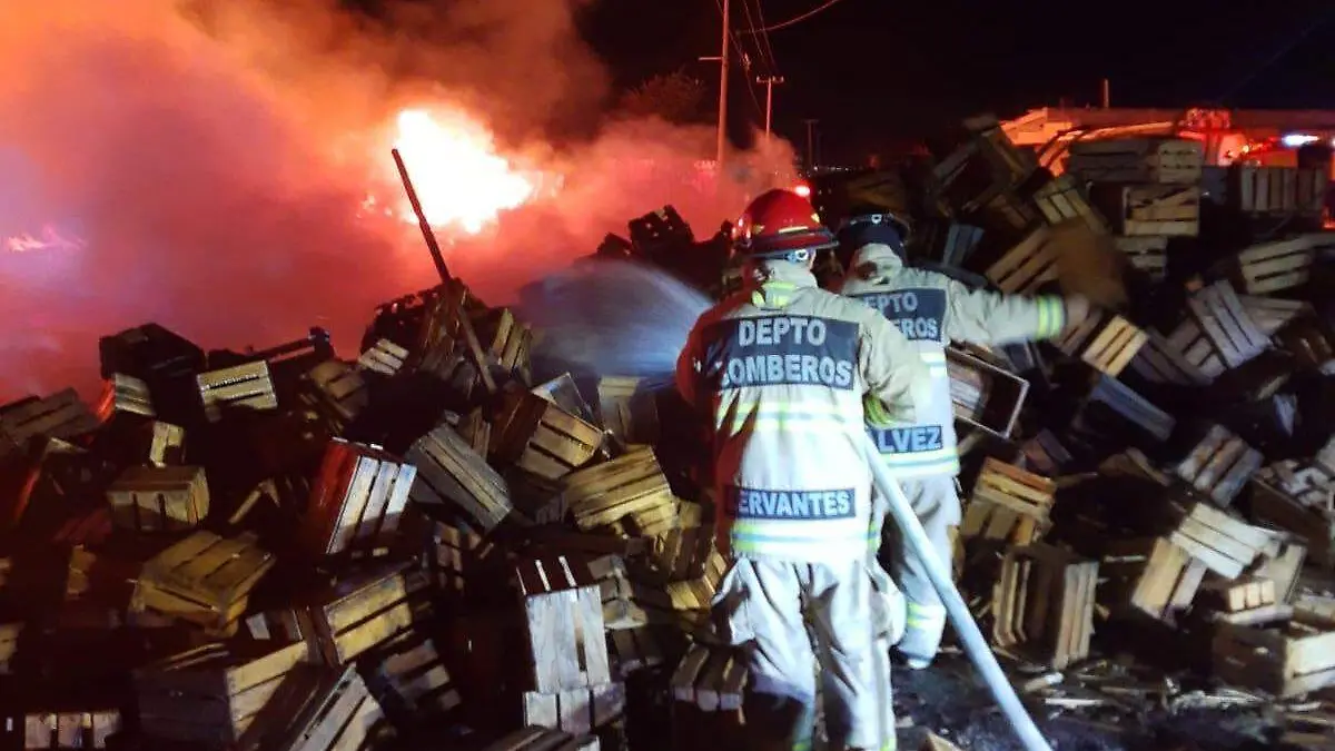 incendio-mor-mex-2-foto-cortesia-bomberos