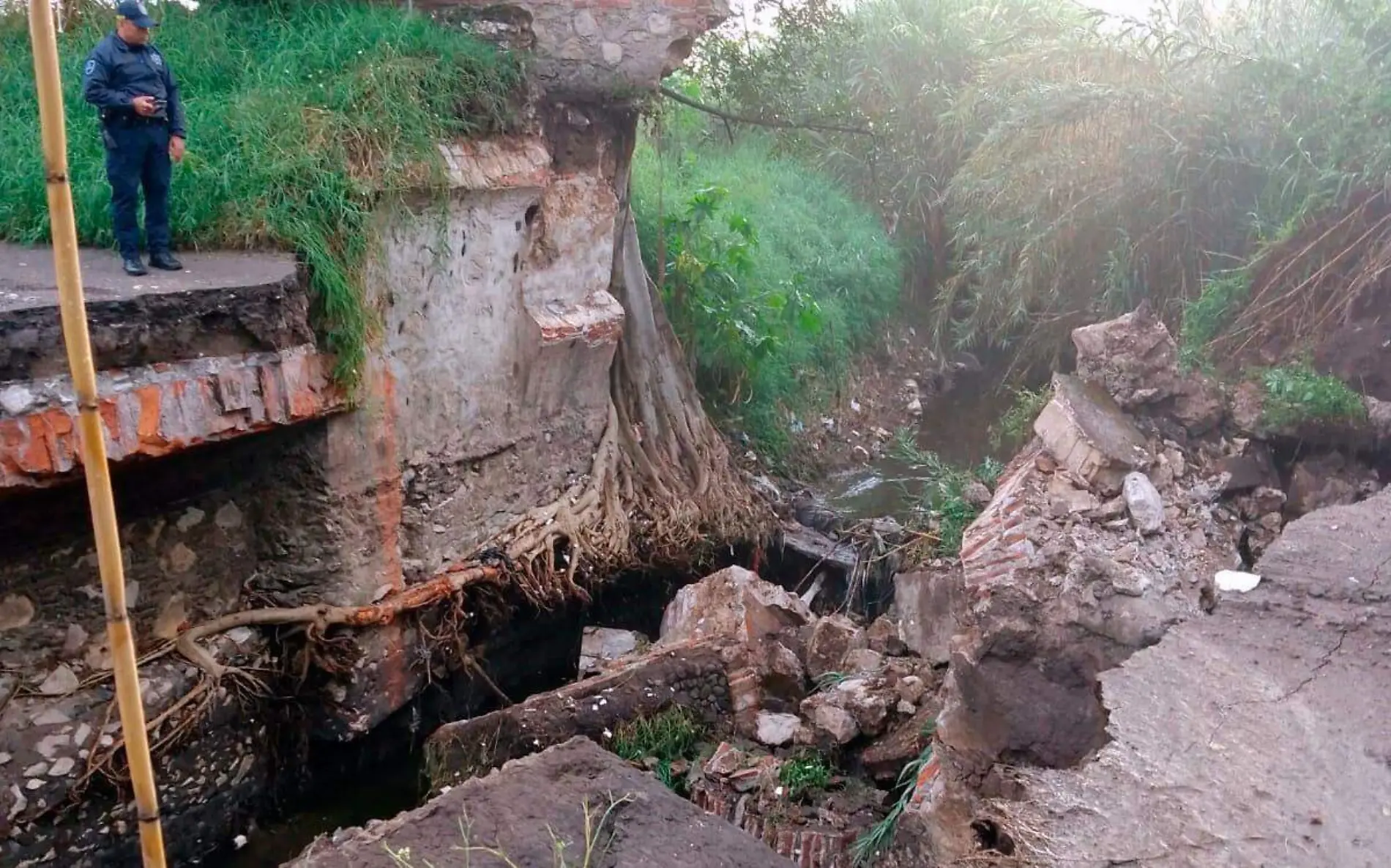 lluvias-derriban-puente-1