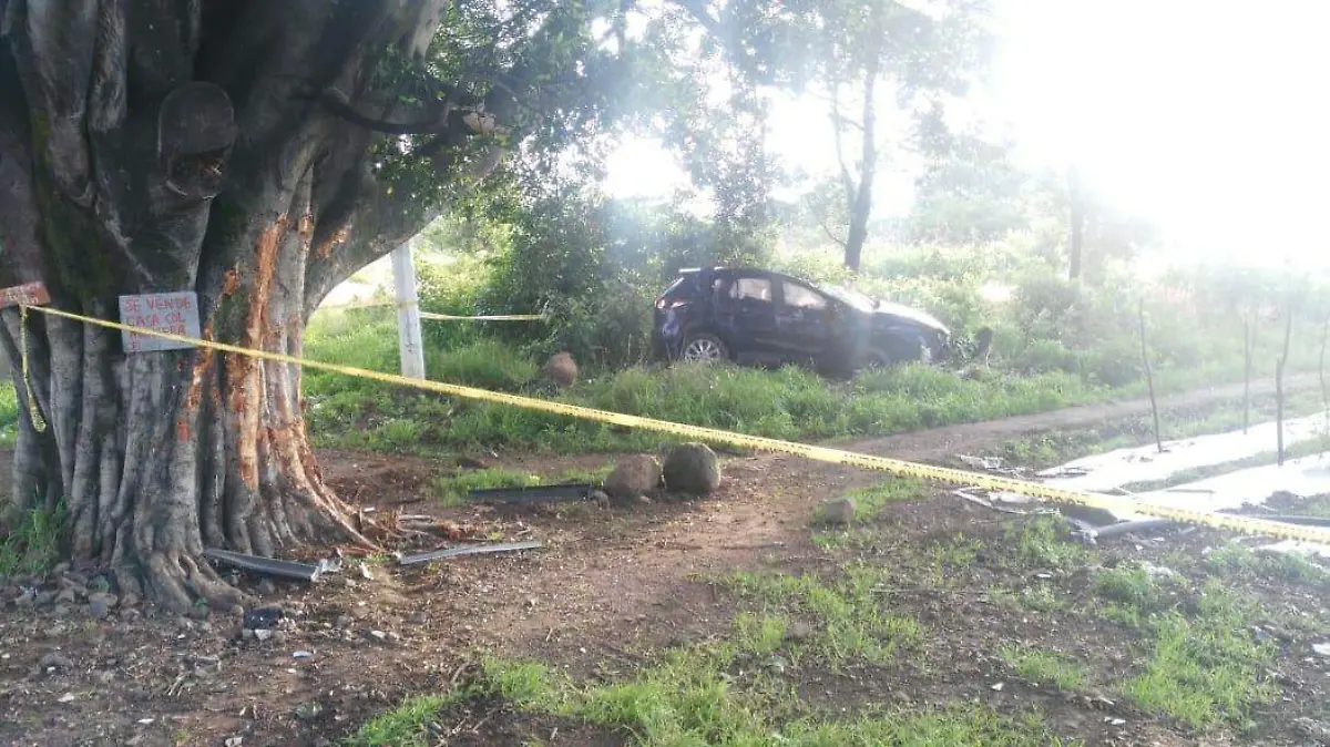 Accidente mortal en la carretera Santa Bárbara Izúcar (2)