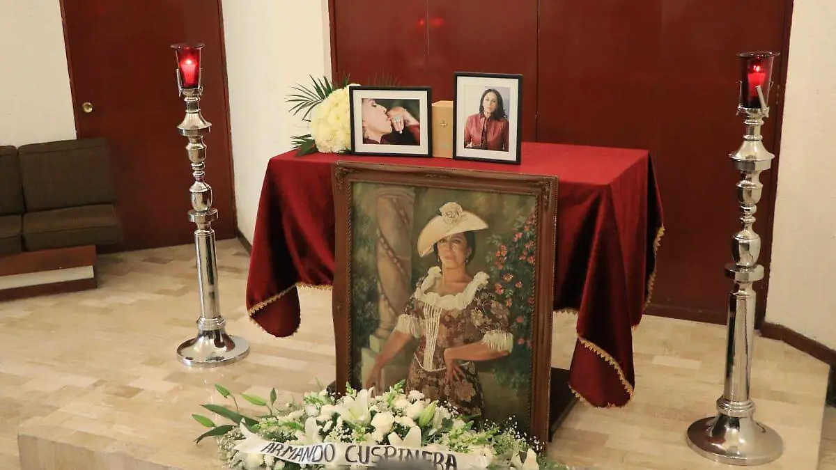 Lilia-aragon-funeral2