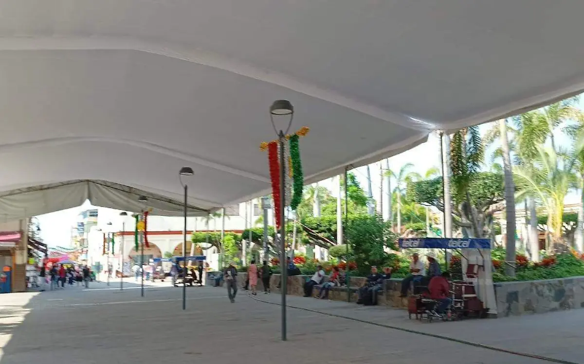 zocalo-cuautla-15-septiembre