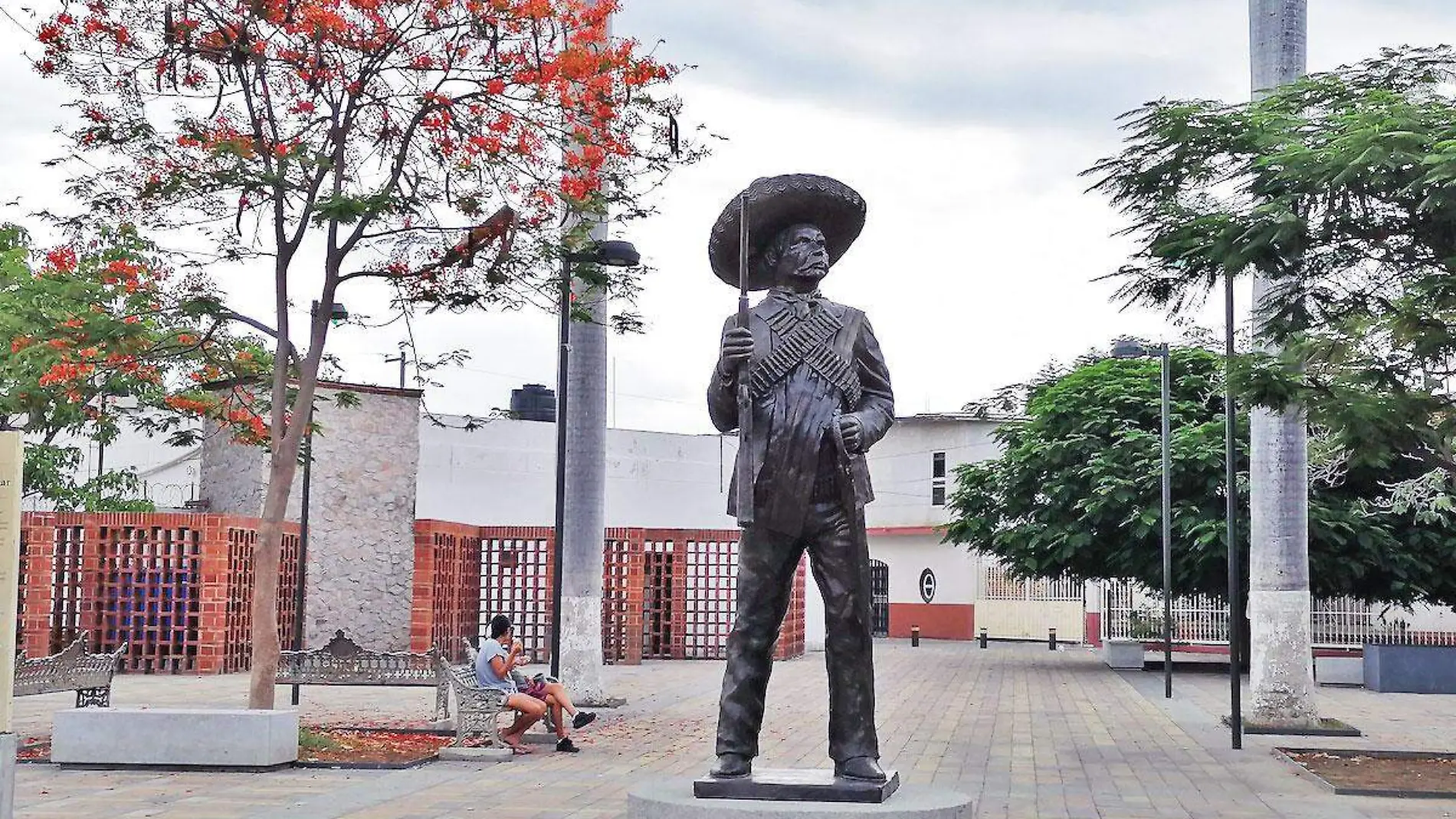 esculturas-emiliano-zapata-ayala-1-foto-gude-servin