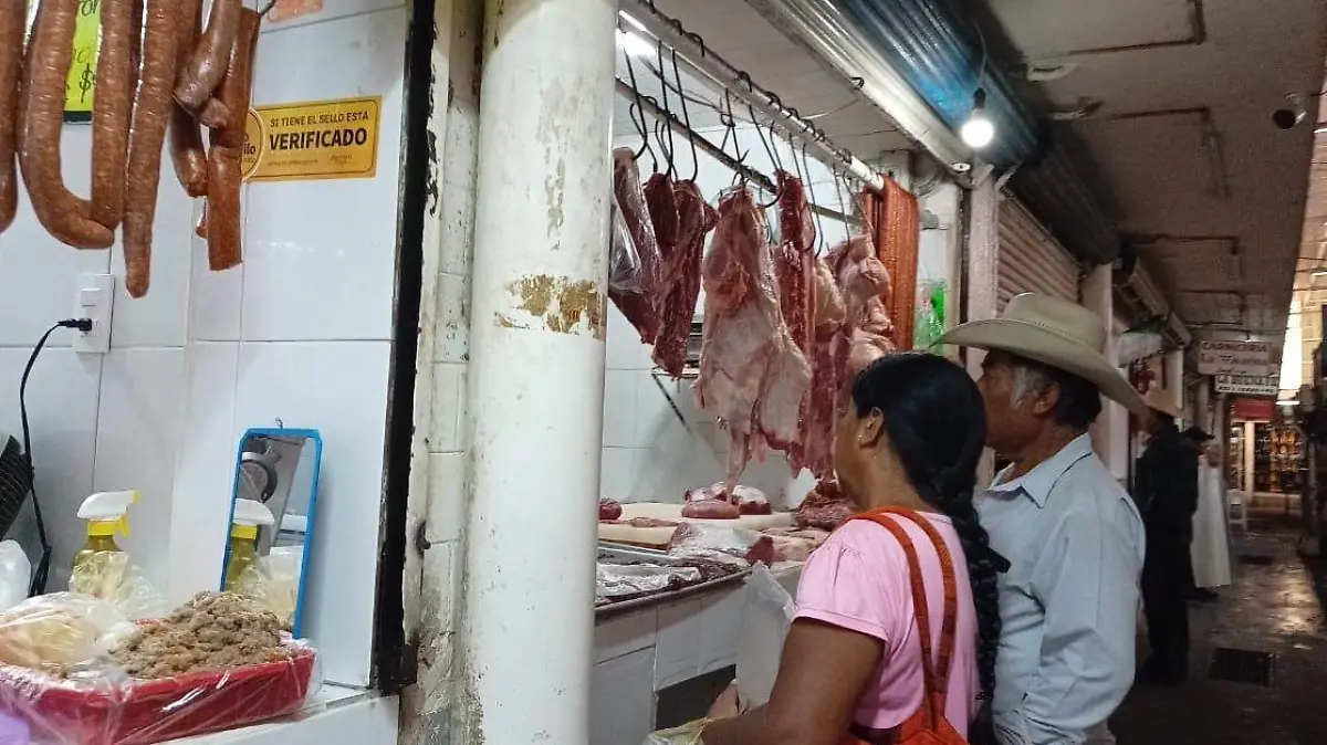 carnicerias-mercado-oriente-morelos-foto-ofelia-espinoza