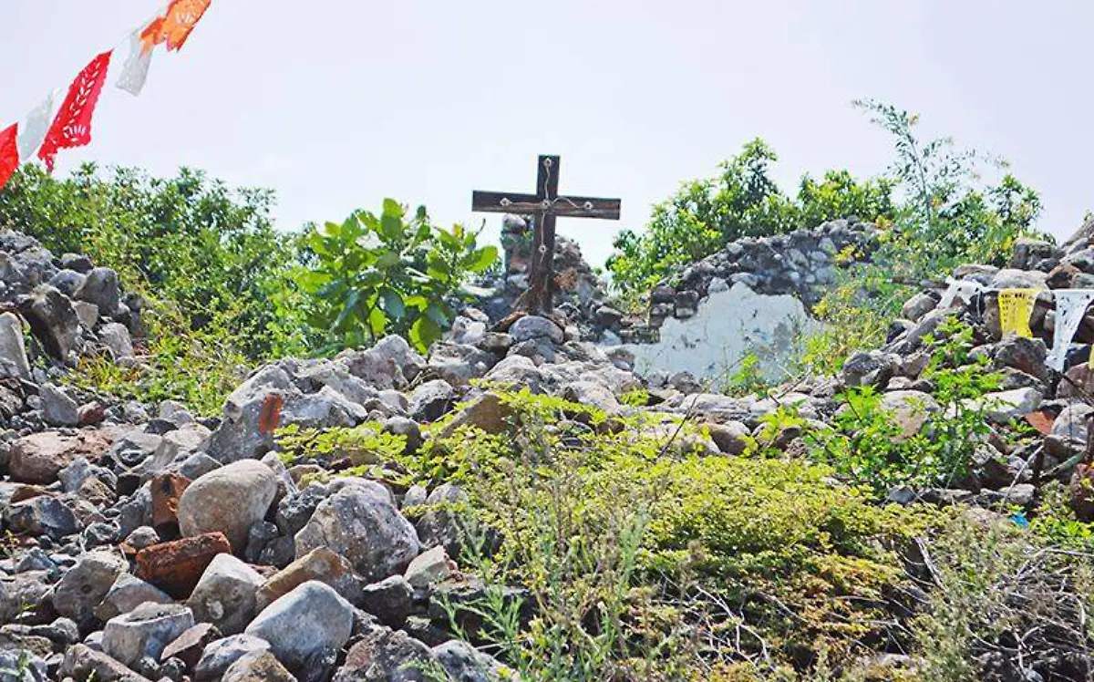 Los habitantes terminaron de demoler la capillaFotos Gude Servín