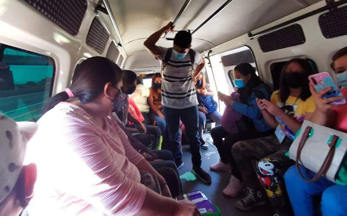 usuarios-saturan-transorte-publico