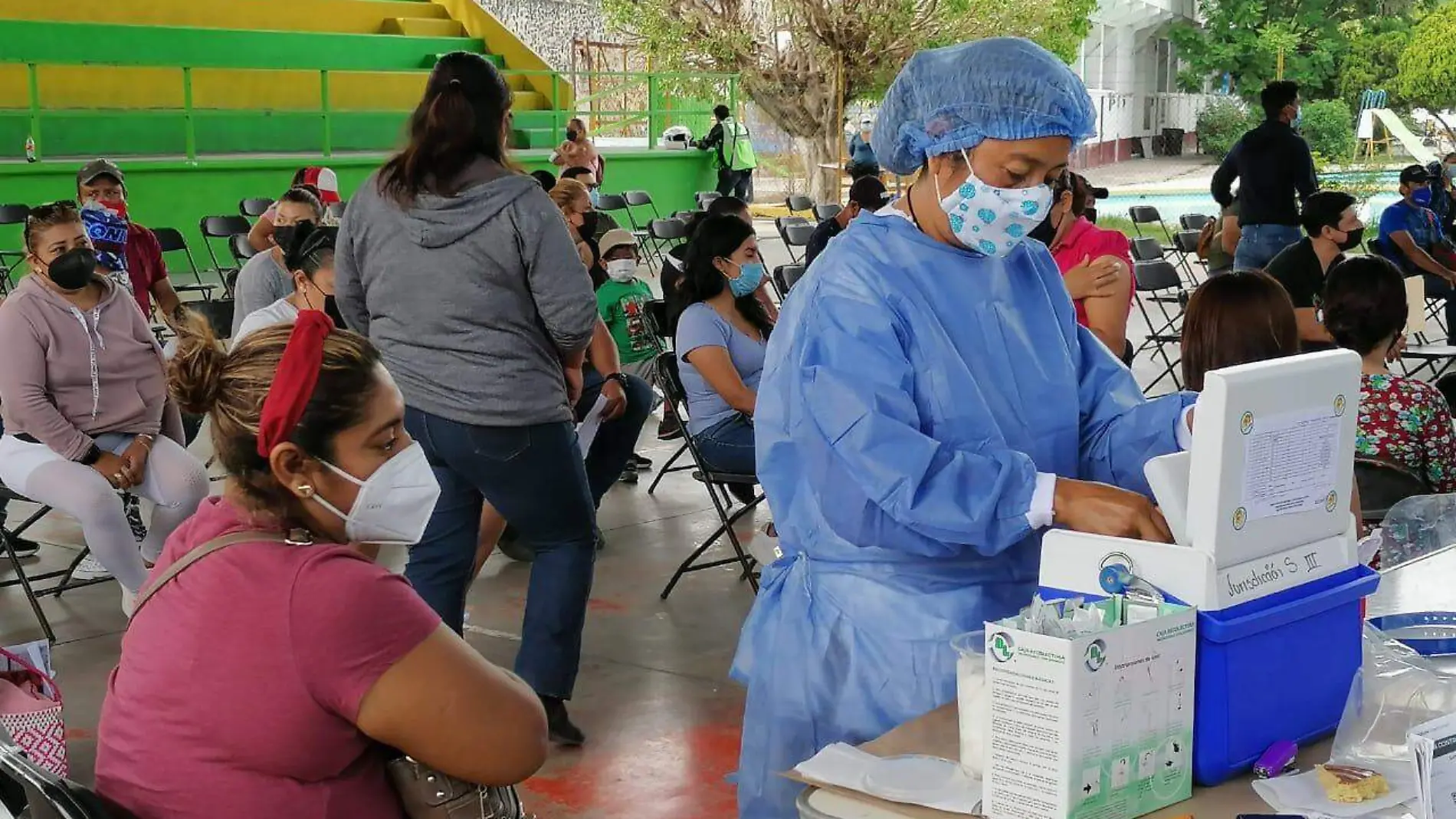 vacunacion-millennials-covid-cuautla2