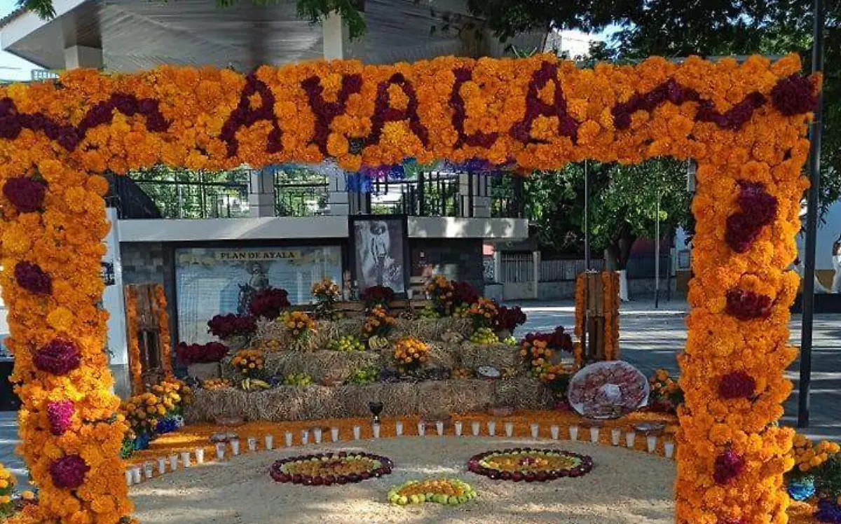 ayala-ofrenda-monumental