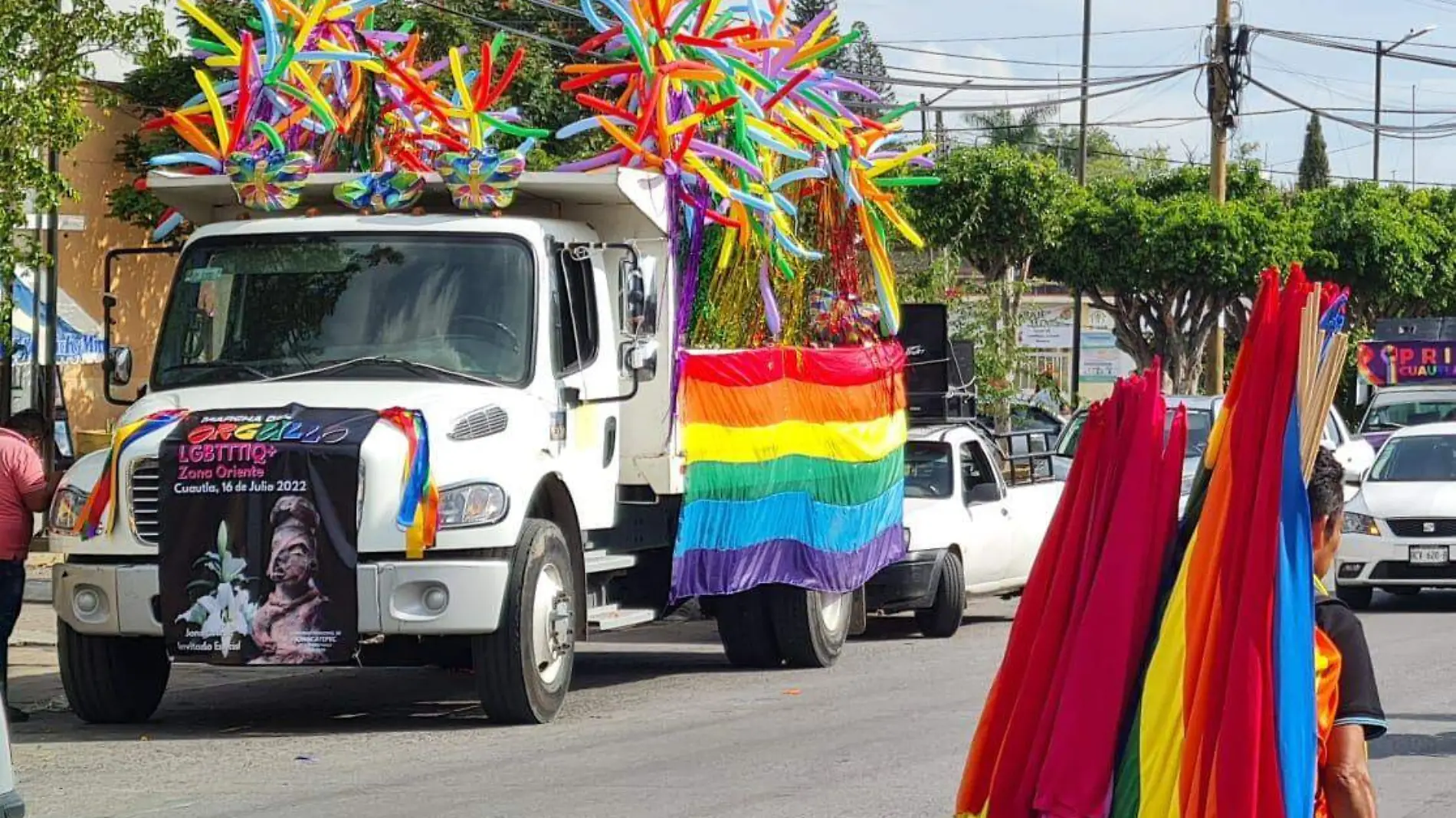 marcha-gay-ayala