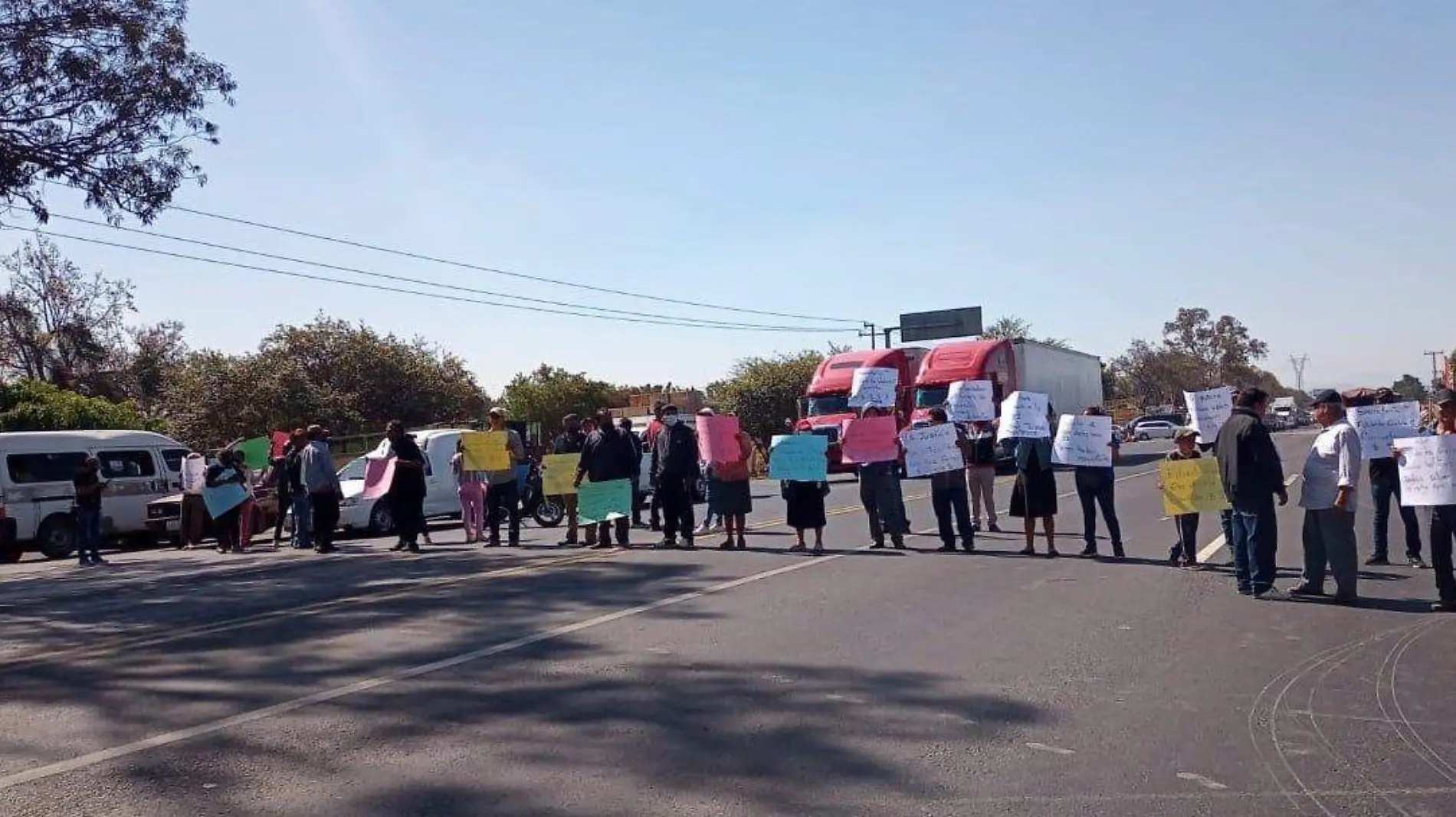 bloqueo-transportistas-yecapixtla