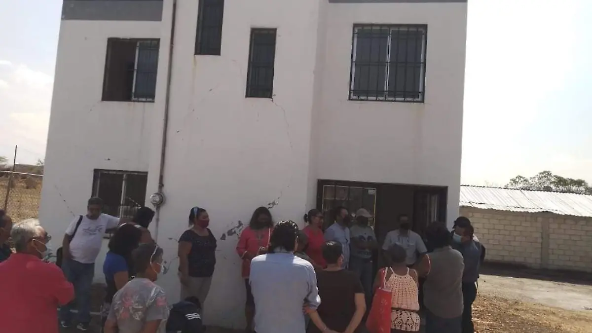 centro-salud-ayala-archivo