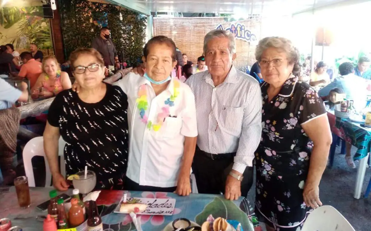 FOTOS 2 ENRIQUE CASTILLA CHAIRES (CORTESIA DE LA FAMILIA CHAIRES) (5)