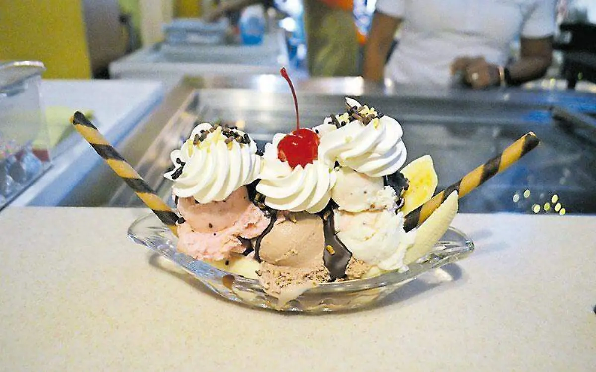 jc-heladeria-y-cafeteria-romens-2