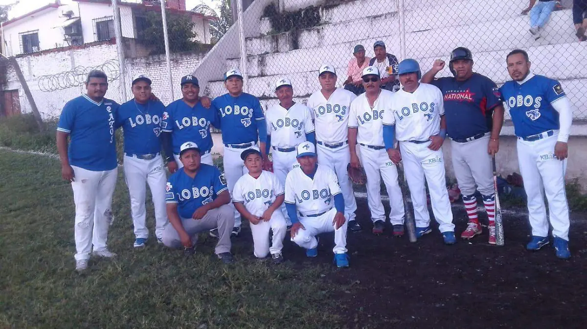 Lobos-beisbol-deporte