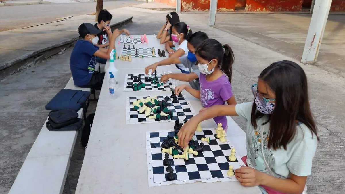 Deportistas-jonacatepec-ajedrez