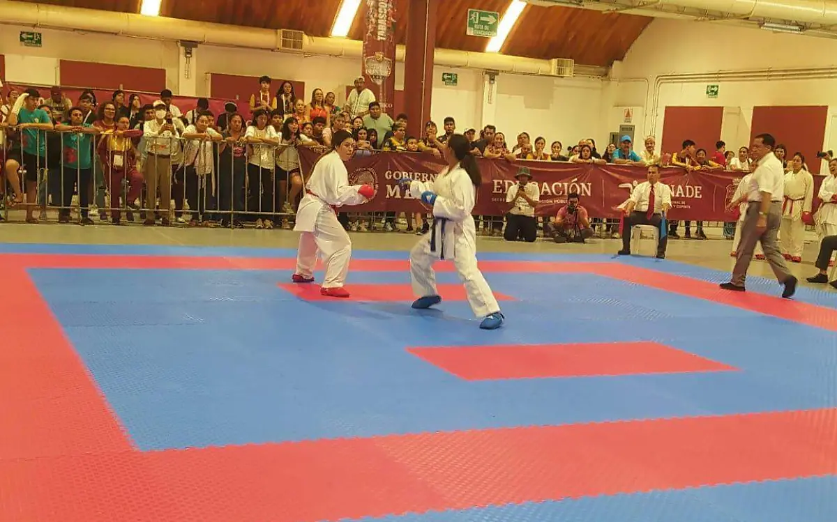 karate-medallistas-cortesía