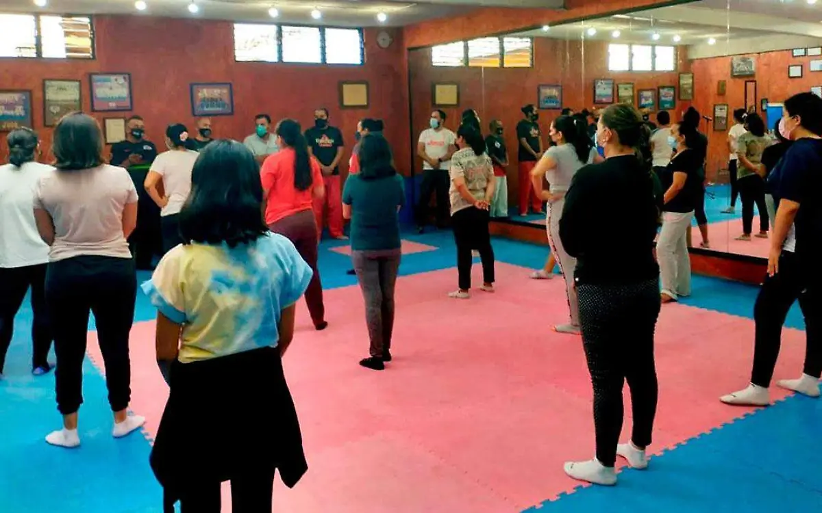 defensa-personal-para-mujeres-2