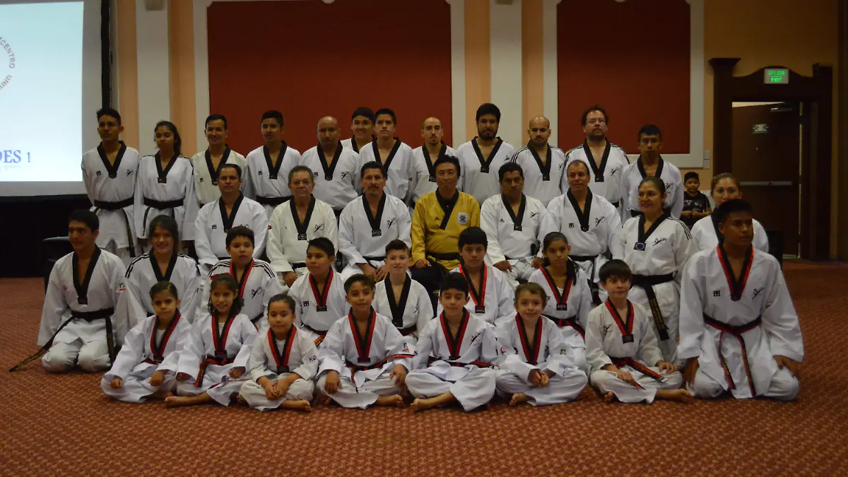 F-1-D-1-CENTRO-UNIVERSITARIO