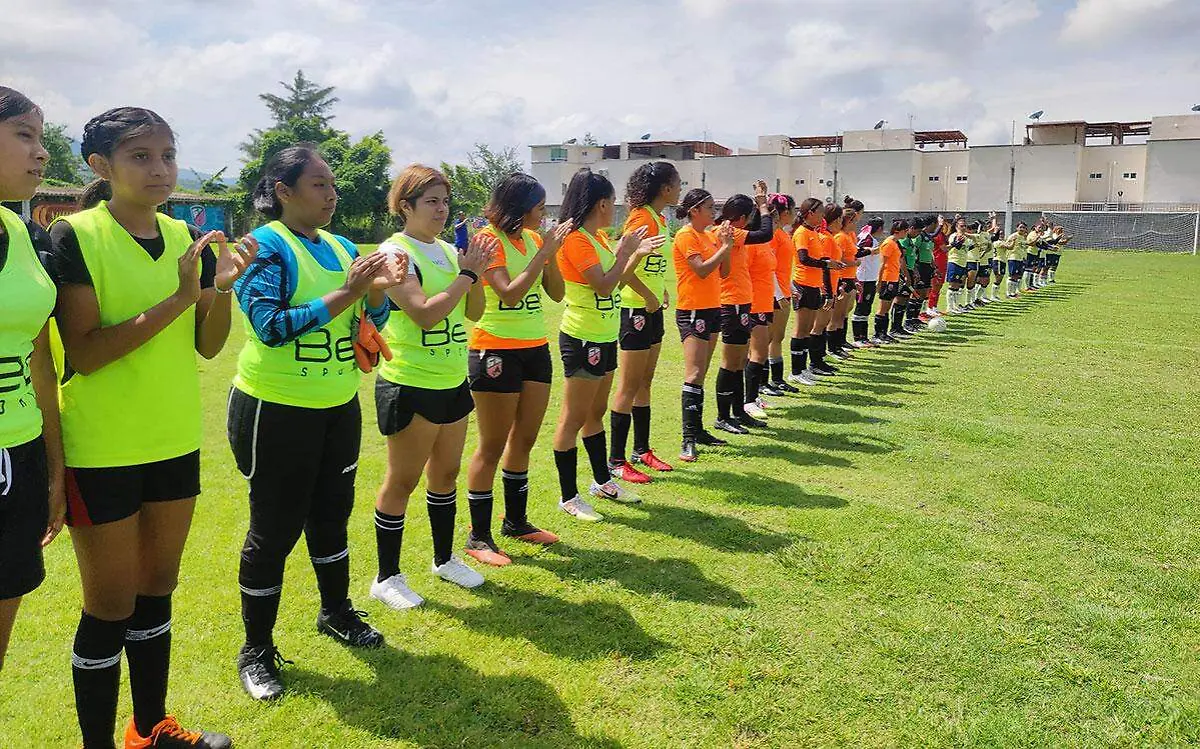 jugadoras-silver-soccer-femenil-2