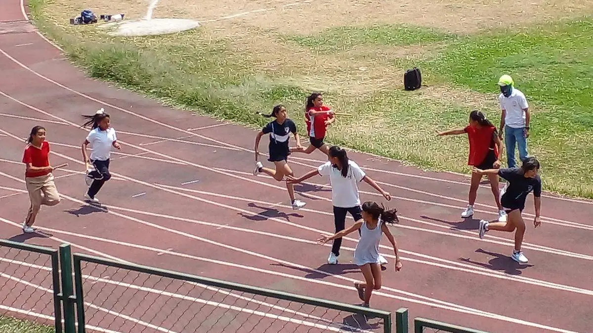 femenil-atletismo-juegos-escolares