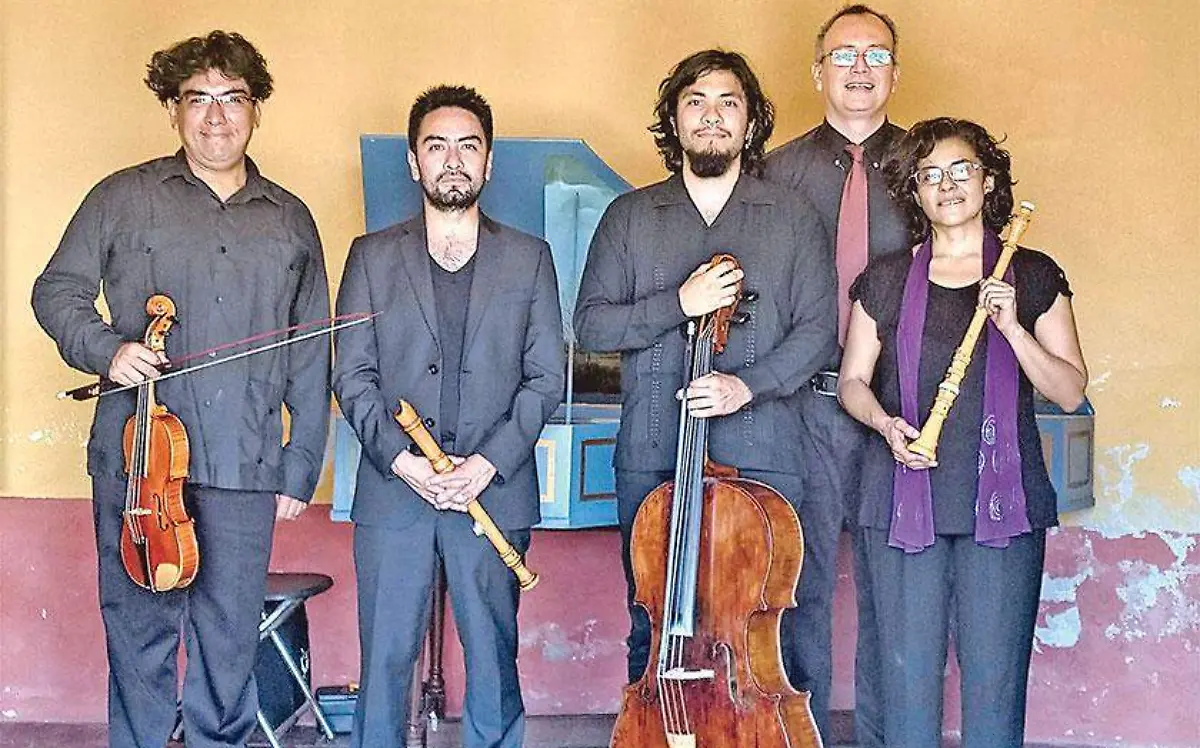 16-H1-Novum-Antique-(1)