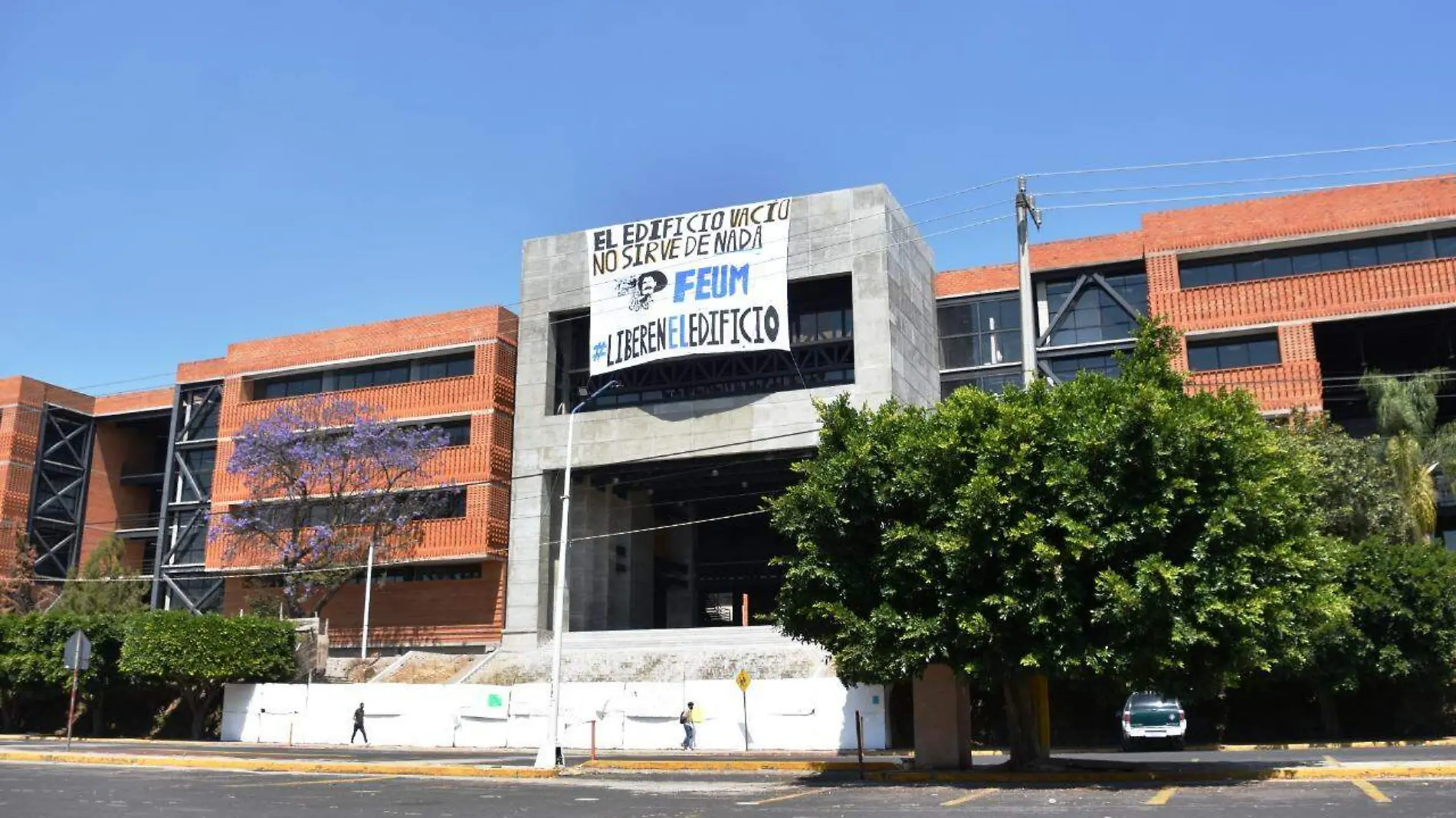 Edificio-UAEM-Clases