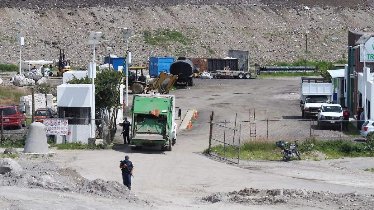 Camiones-basura-tiradero