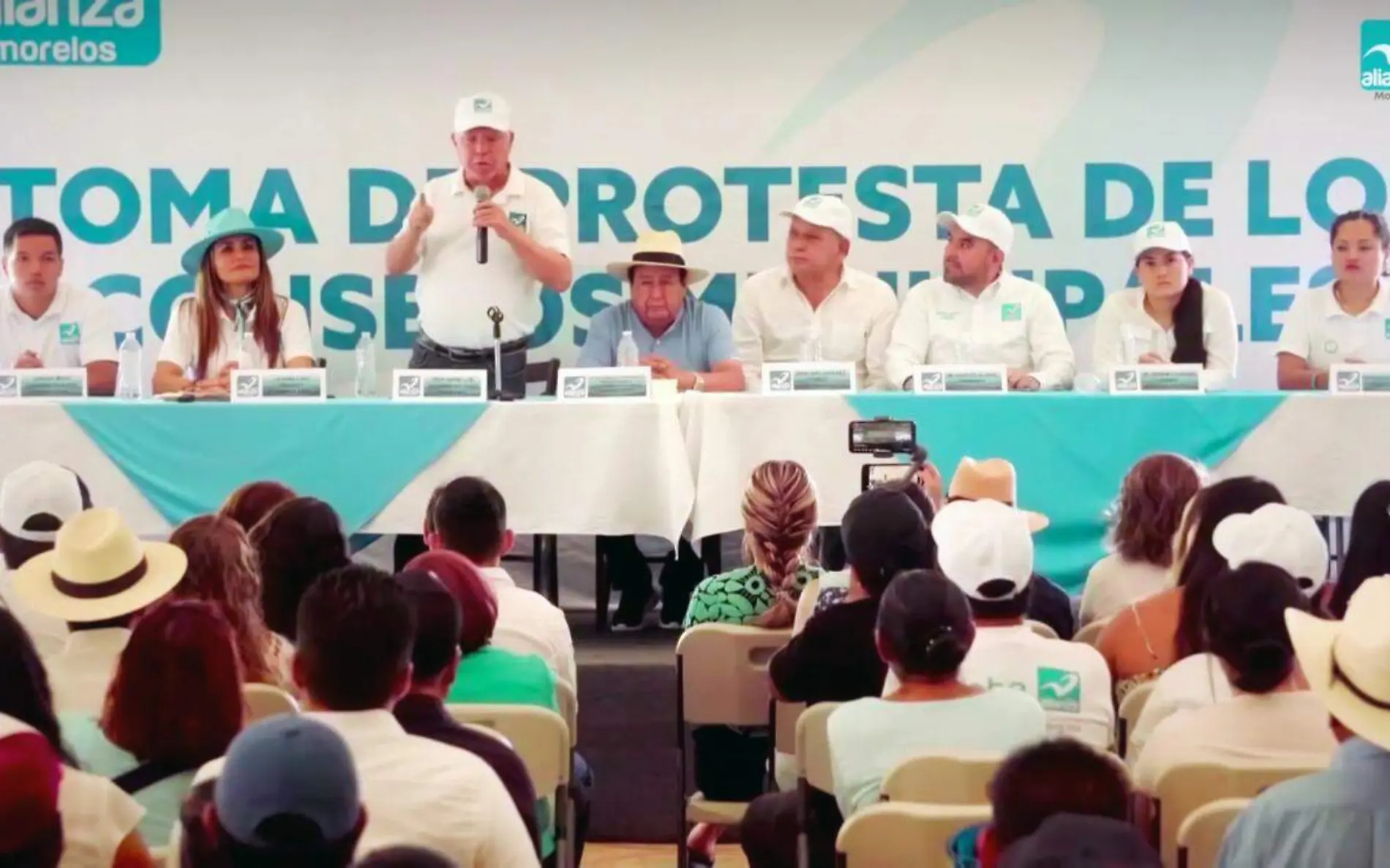 conferencia-medios-nueva-alianza-morelos-2-captura-video