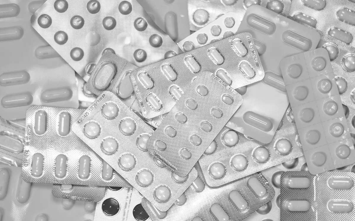 medicine-1851178_1920