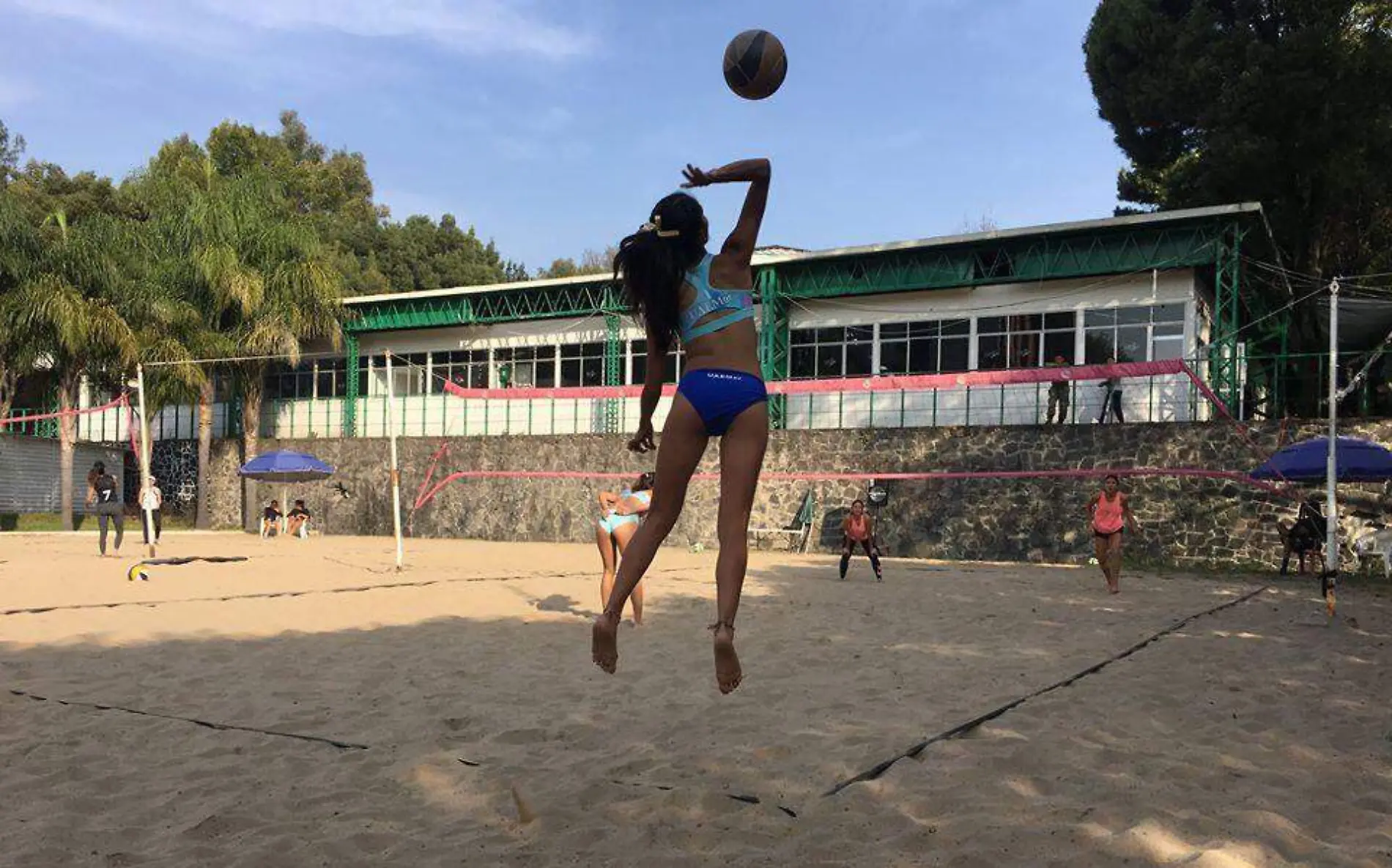 femenil-voleibol-playero-uaem