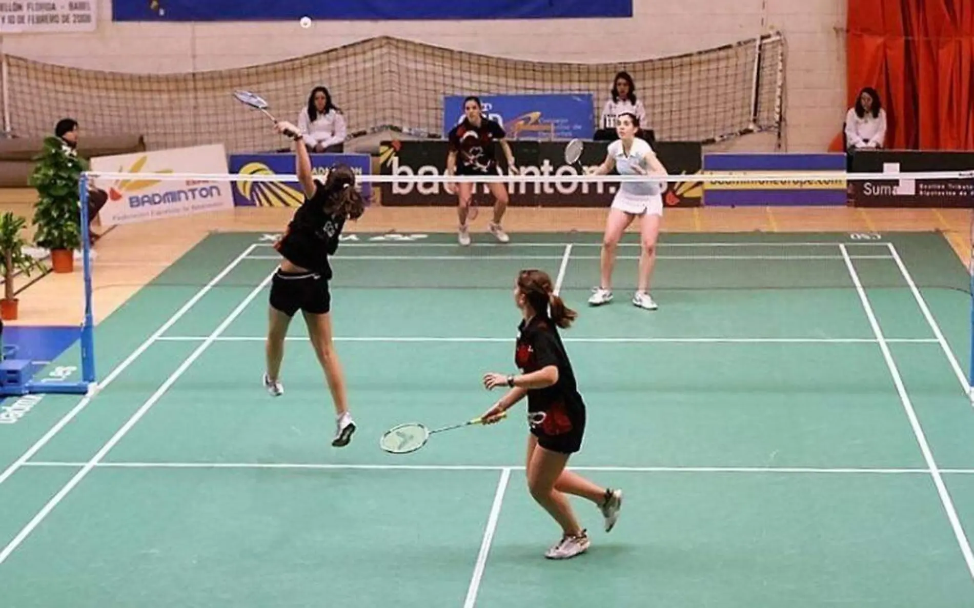 partido-badminton-femenil