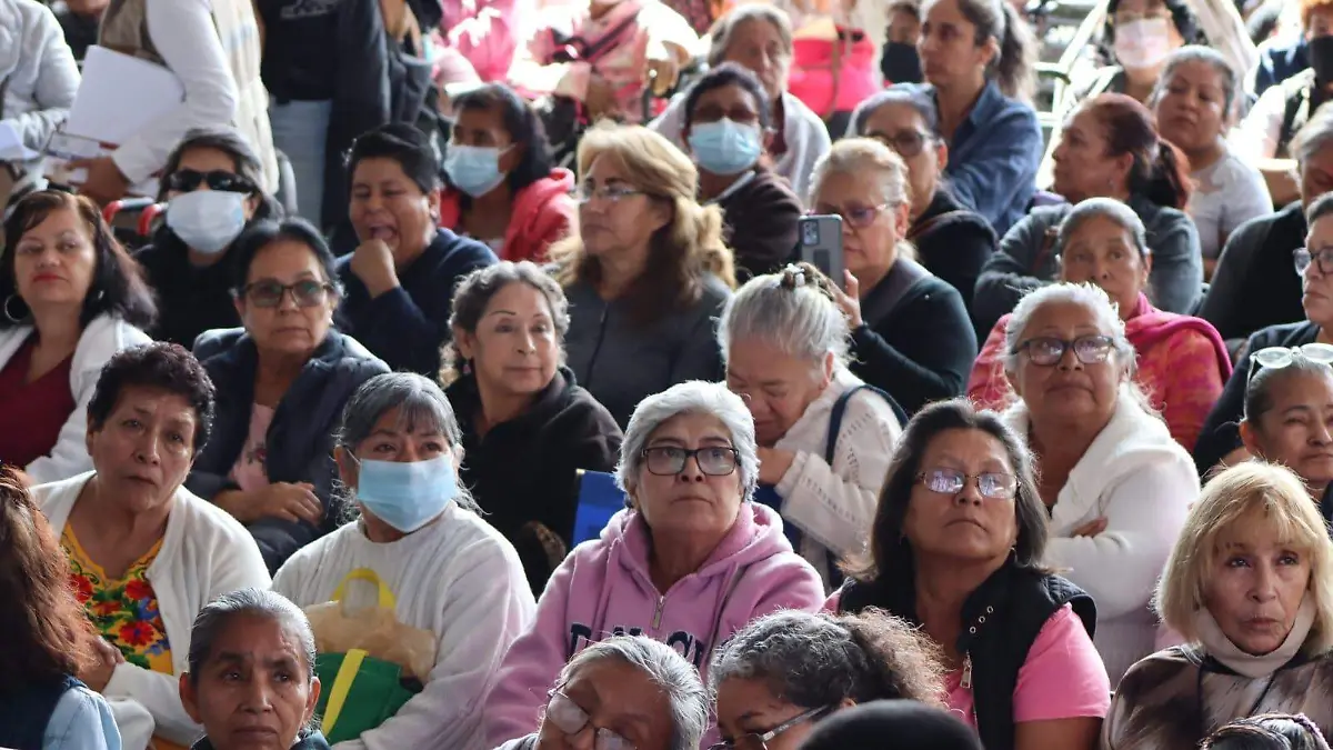 mujeres-bienestar-luis