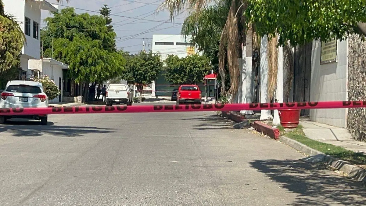agentes-de-la-fiscalía-se-enfrentan-a-balazos-en-cuautla
