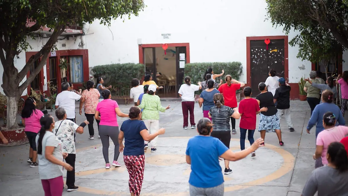 clase-de-zumba-axochiapa