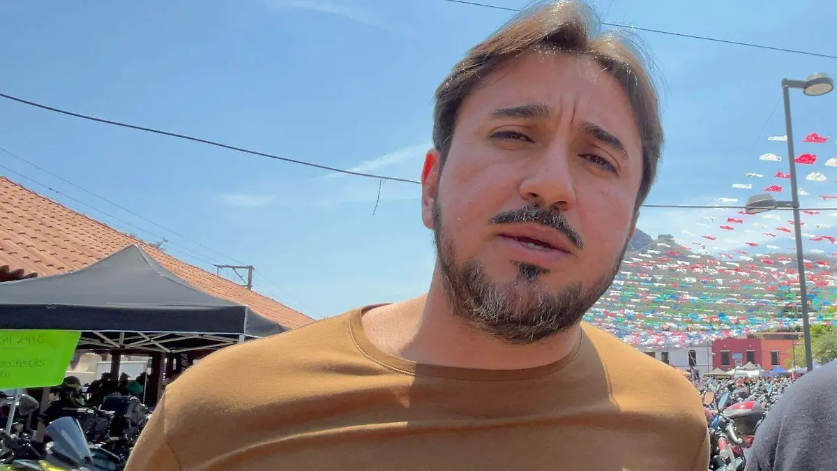 2f2c414e-8748-4ae3-ac66-1ccca21da0a1