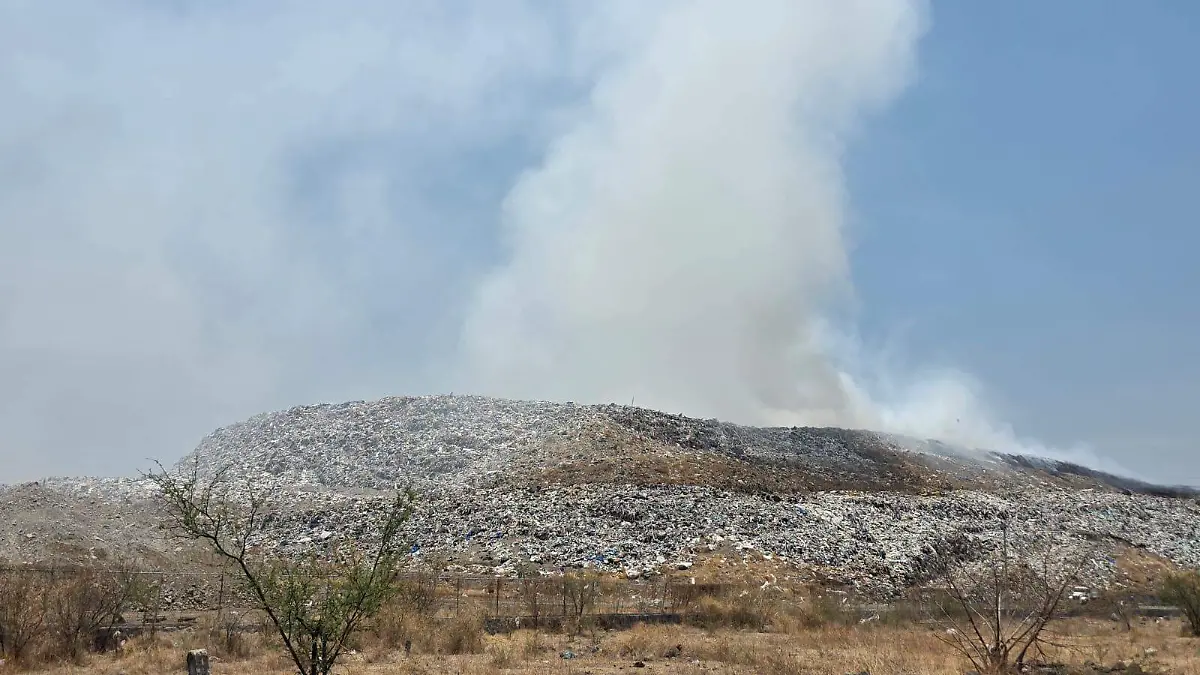 incendio en La Perseverancia suma tres días-Emmanuel Ruiz