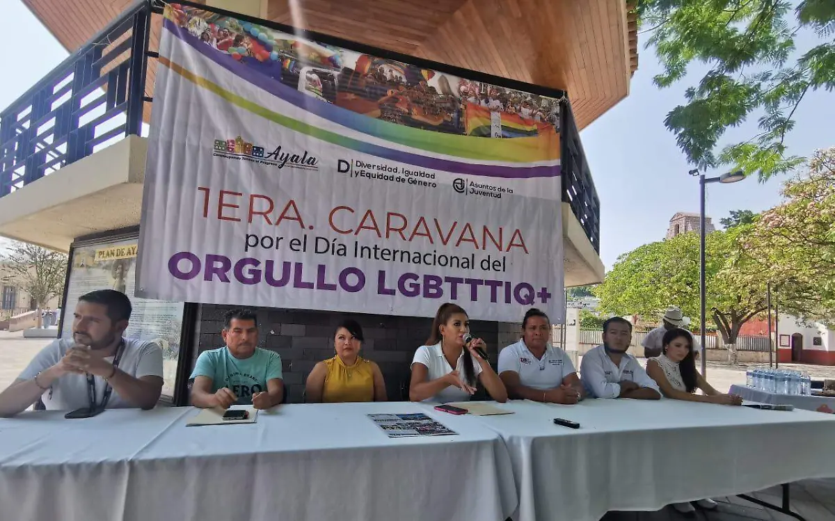 caravana-lgbt-ayala-rosaura