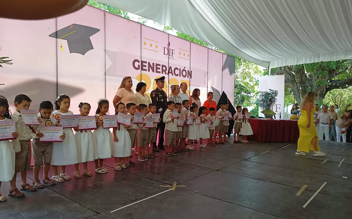 graduacion-centros-de-asistencia-infantil-comunitaria-cuautla-cortesia