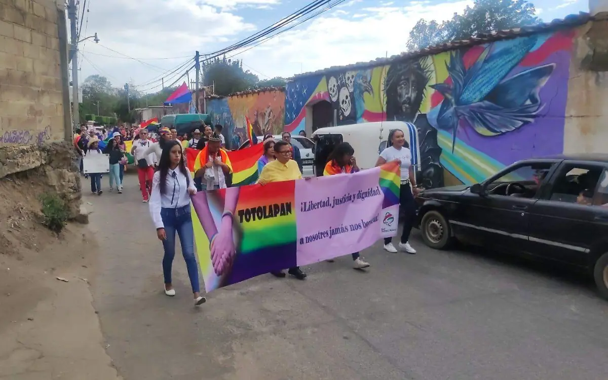 marcha-lgbtq+-totolapan